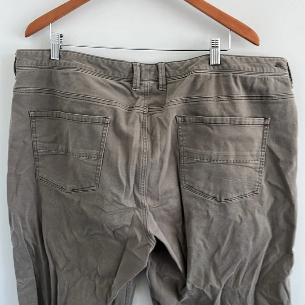 Tommy bahama a‎ jeans taupe color 42/30